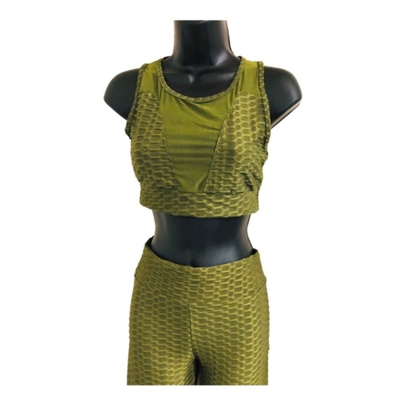 Green waffle texture sheer crop sports bra & booty contour leggings size small - Picture 11 of 16